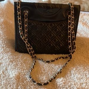 Black Tory burch bag